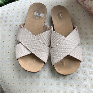 Dr Scholl’s sandals size 10